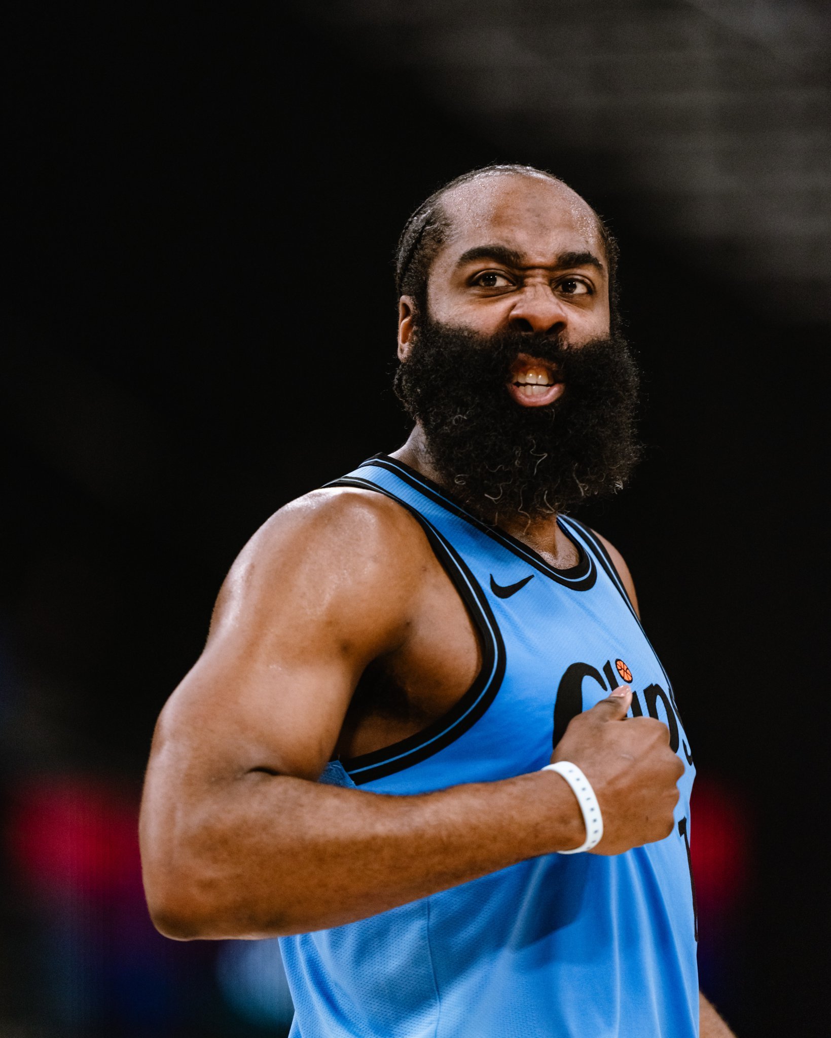 哈登连续二十场比赛得分超过夺冠，中国队不断突破！