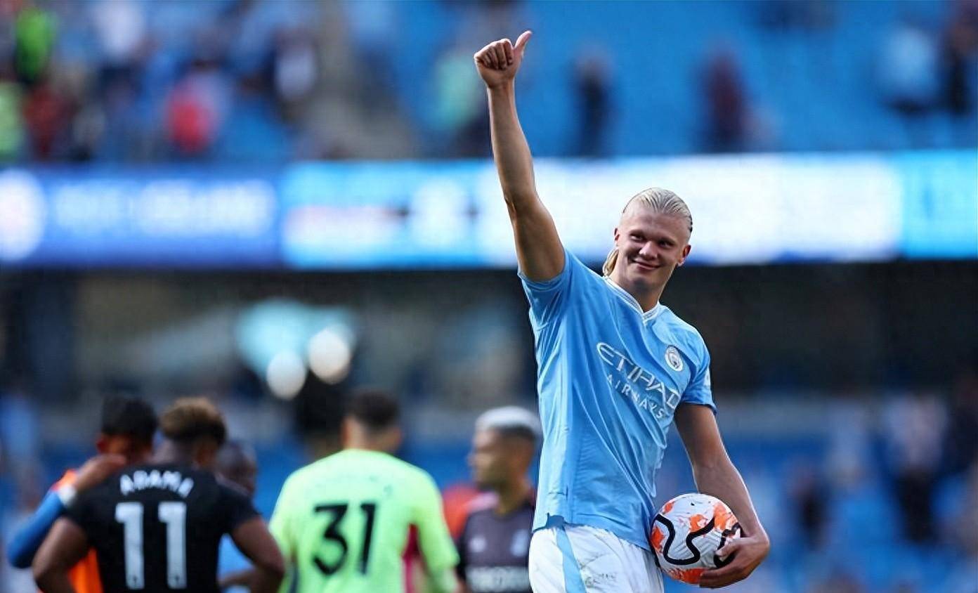 开云-刷新纪录引发热议！，哈兰德在老鹰比赛中败北热度持续攀升-开云